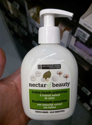 Crème lavante protectrice à l'extrait naturel de coton