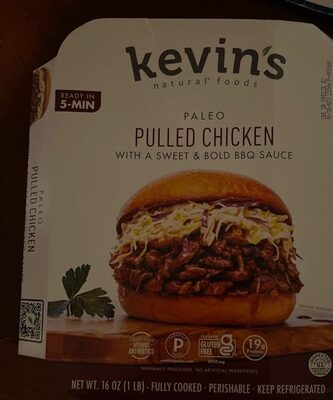 PALEO PULLED CHICKEN WITH A SWEET & BOLD BBQ SAUCE, SWEET & BOLD BBQ SAUCE