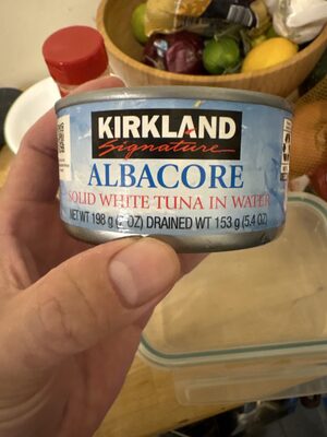 Kirkland Signature Kirkland albacore solid white tuna in water of cans