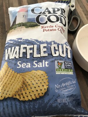 CAPE COD, WAFFLE CUT POTATO CHIPS, SEA SALT, SEA SALT