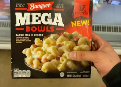 BACON MAC 'N CHEESE PASTA SPIRALS AND SMOKEY CHEESE SAUCE, TOPPED WITH MOZZARELLA CHEESE, BACON, AND GREEN ONION MEGA BOWLS, BACON MAC 'N CHEESE