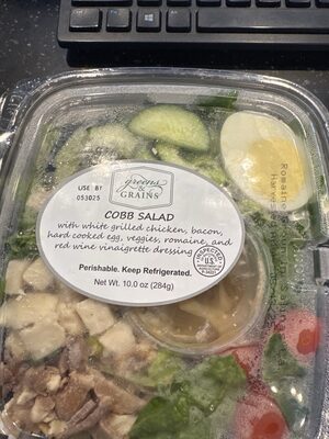 COBB SALAD WITH WHITE GRILLED CHICKEN, BACON, HARD COOKED EGG, VEGGIES, ROMAINE, AND RED WINE VINAIGRETTE DRESSING