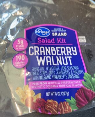 CRANBERRY WALNUT SPRING MIX, FETA CHEESE, HERB SEASONED FLATBREAD STRIPS, DRIED CRANBERRIES & WALNUTS WITH BALSAMIC VINAIGRETTE DRESSING SALAD KIT, CRANBERRY WALNUT