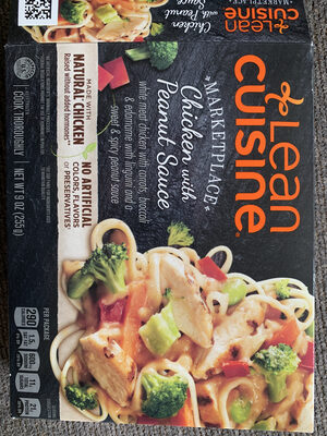 CHICKEN WITH PEANUT SAUCE WHITE MEAT CHICKEN WITH CARROTS, BROCCOLI & EDAMAME WITH LINGUINI & A SWEET & SPICY PEANUT SAUCE, CHICKEN WITH PEANUT SAUCE