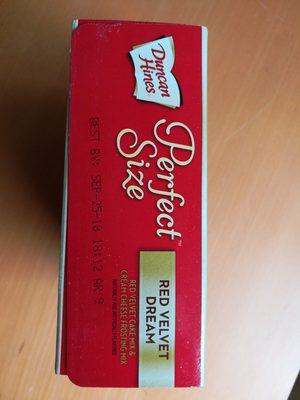 DUNCAN HINES, PERFECT SIZE, RED VELVET CAKE MIX & CREAM CHEESE FROSTING MIX