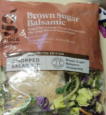 BROWN SUGAR BALSAMIC GREEN & RED CABBAGE, CARROTS, BROCCOLI STALK, KALE, CRISPY ONIONS & UNCURED BACON CHOPPED SALAD KIT WITH BROWN SUGAR BALSAMIC VINAIGRETTE DRESSING, BROWN SUGAR BALSAMIC