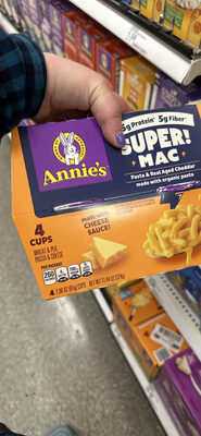 Annie's Super Mac! Real Aged Cheddar Macaroni and Cheese Micro Cup 4 Count