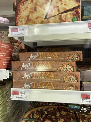 PESTO MADE WITH ORGANIC BASIL, BROCCOLI AND TOMATOES PIZZA, PESTO