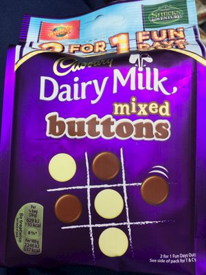CADBURY DAIRY MILK CHOCOLATE MIXED BUTTONS 115 GR